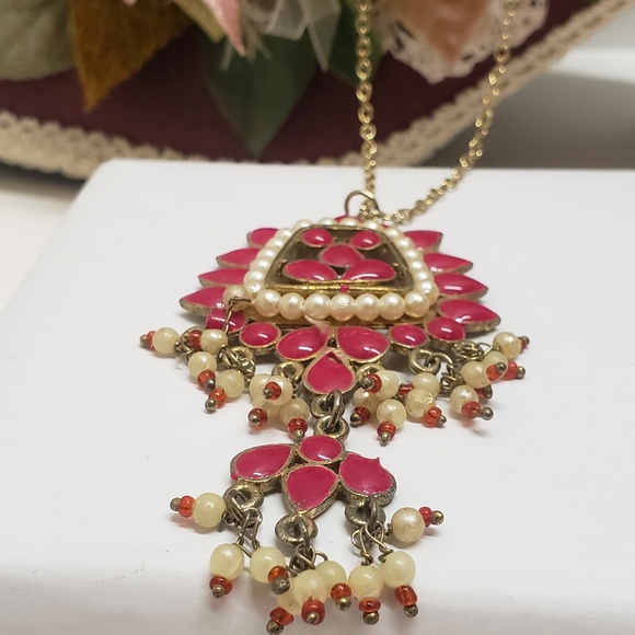 Beautiful Vintage Pink & White Pearl Dangle Statement Necklace - Picture 7 of 8